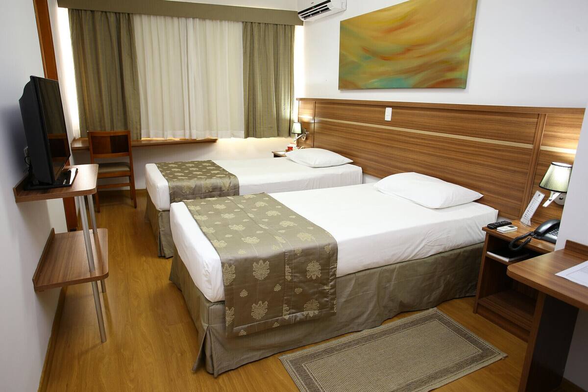 1 bedroom, minibar, desk, blackout drapes