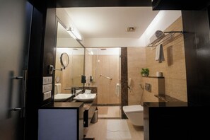 Bathroom - Fortune Park Orange, Sidhrawali, Gurugram - Member ITC Hotels' Group (Gurugram)