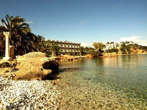 Front of property - Sea View (Corinth)