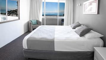 Superior Apartment, 2 Bedrooms, Ocean View | Individually furnished, iron/ironing board, free WiFi, bed sheets