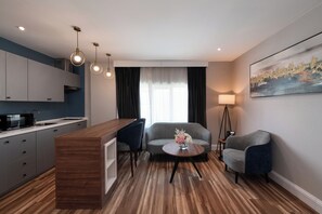 Family Suite, 2 Bedrooms, Sea View