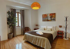 Premium Suite | In-room safe, free WiFi