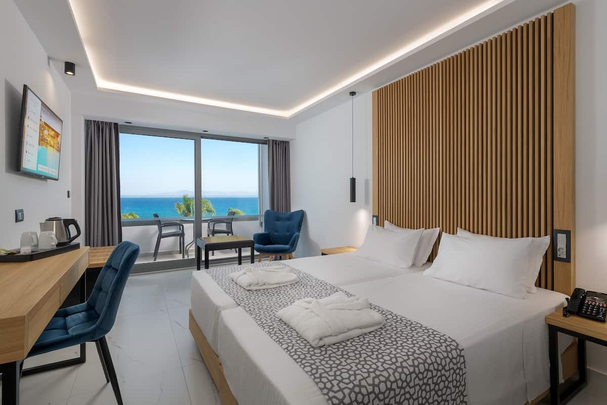 Superior Double or Twin Room, Sea View | Hypo-allergenic bedding, in-room safe, laptop workspace