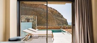 Harmony E Rock Hotel