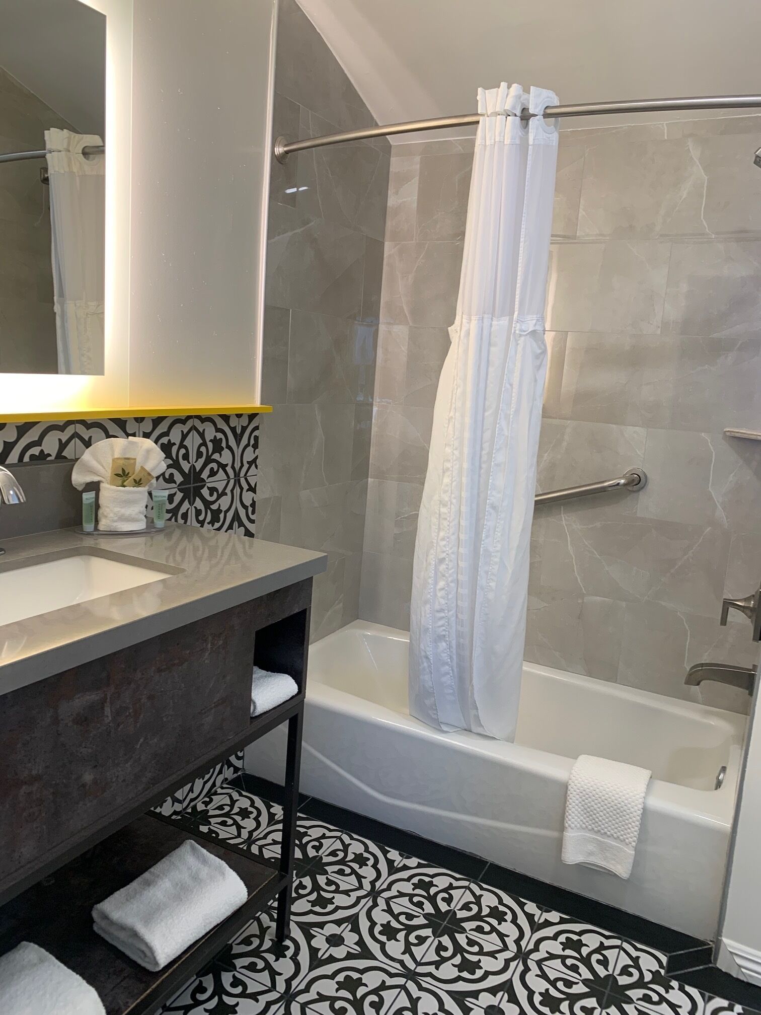 Foto - Oasis Inn and Suites