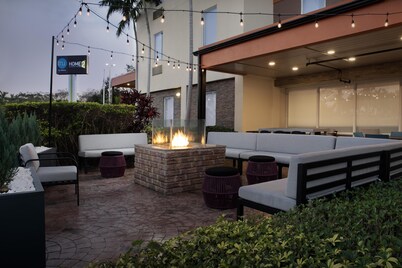 Home2 Suites by Hilton Florida City, FL