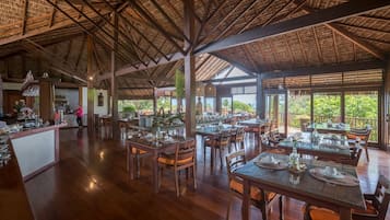 Servizio di pranzo e cena