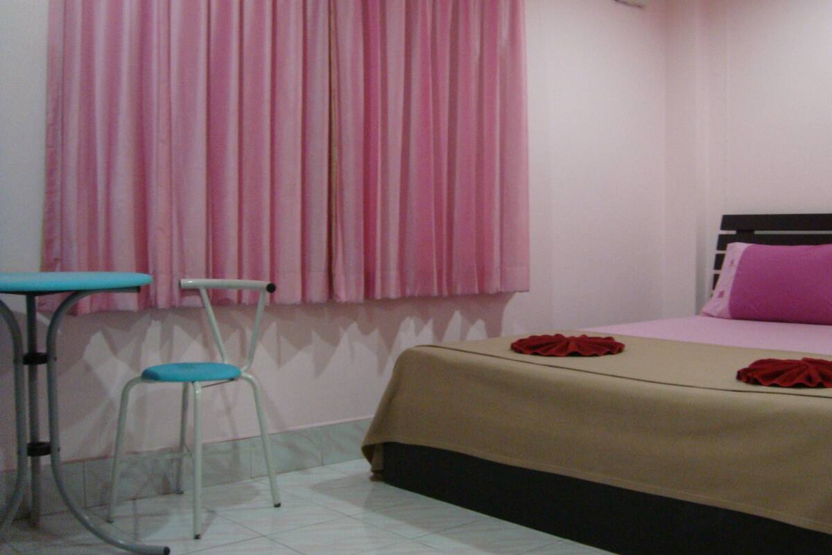 Superior Double Room | Desk, WiFi (free)