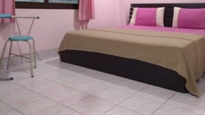 Unclassified image, 2 of 31, button - Candy House (Patong)