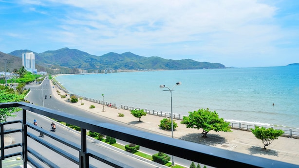 Deluxe Room | Balcony view - Thien Thanh Cerulean Hotel (Nha Trang)