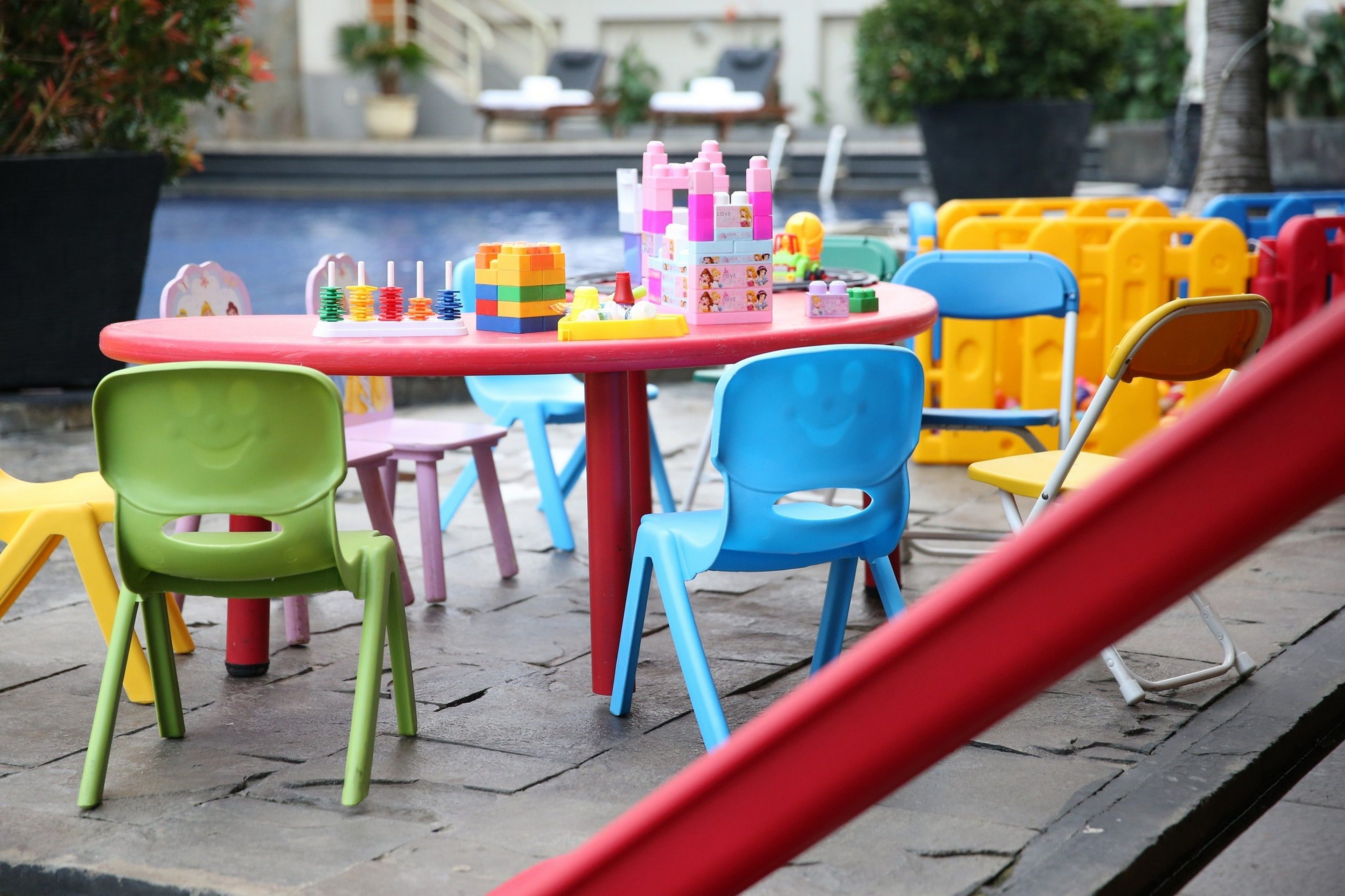 Children’s play area – outdoor