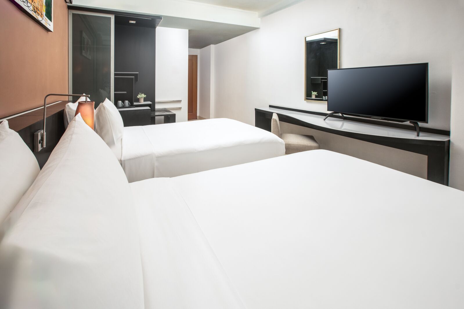 arya club | minibar, in-room safe, desk, free wifi