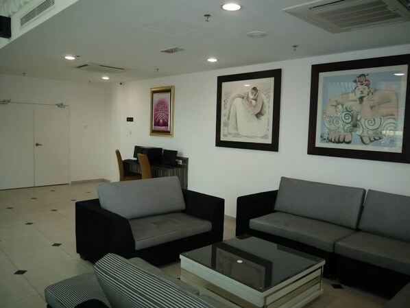 Sala de estar en el lobby