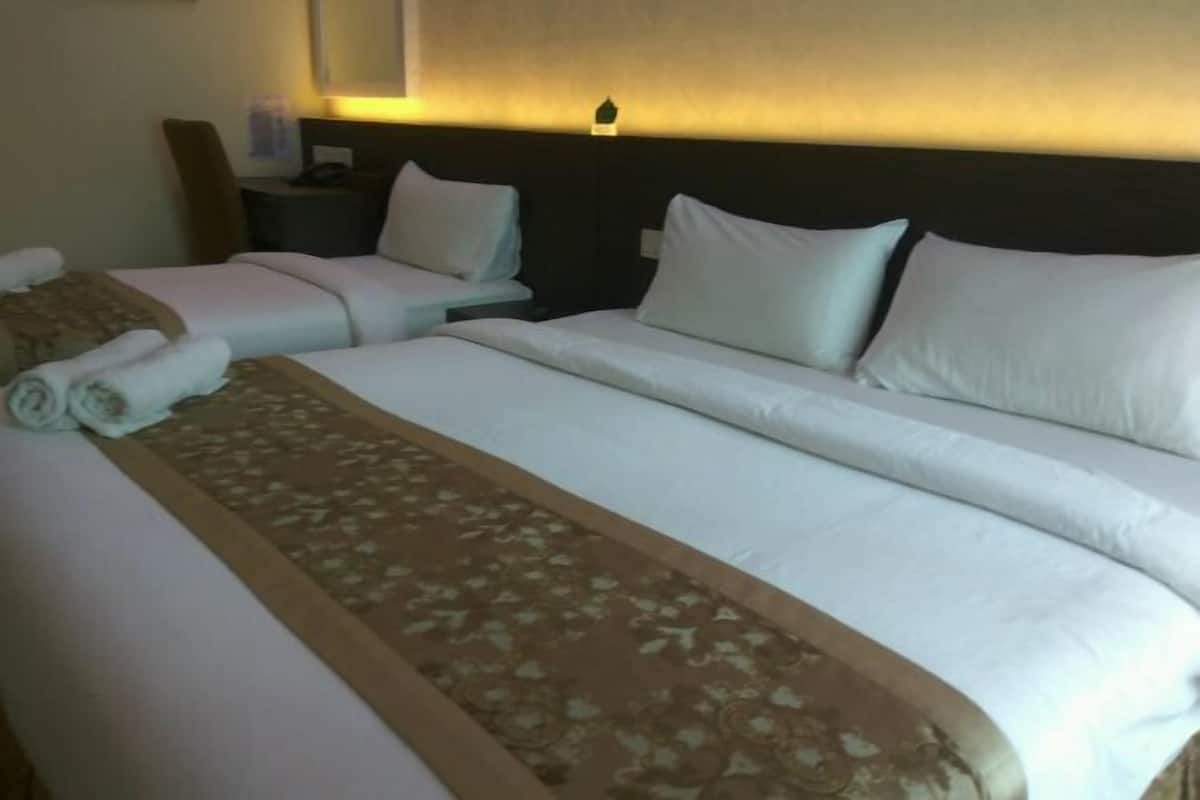 In-room safe, desk, blackout curtains, soundproofing