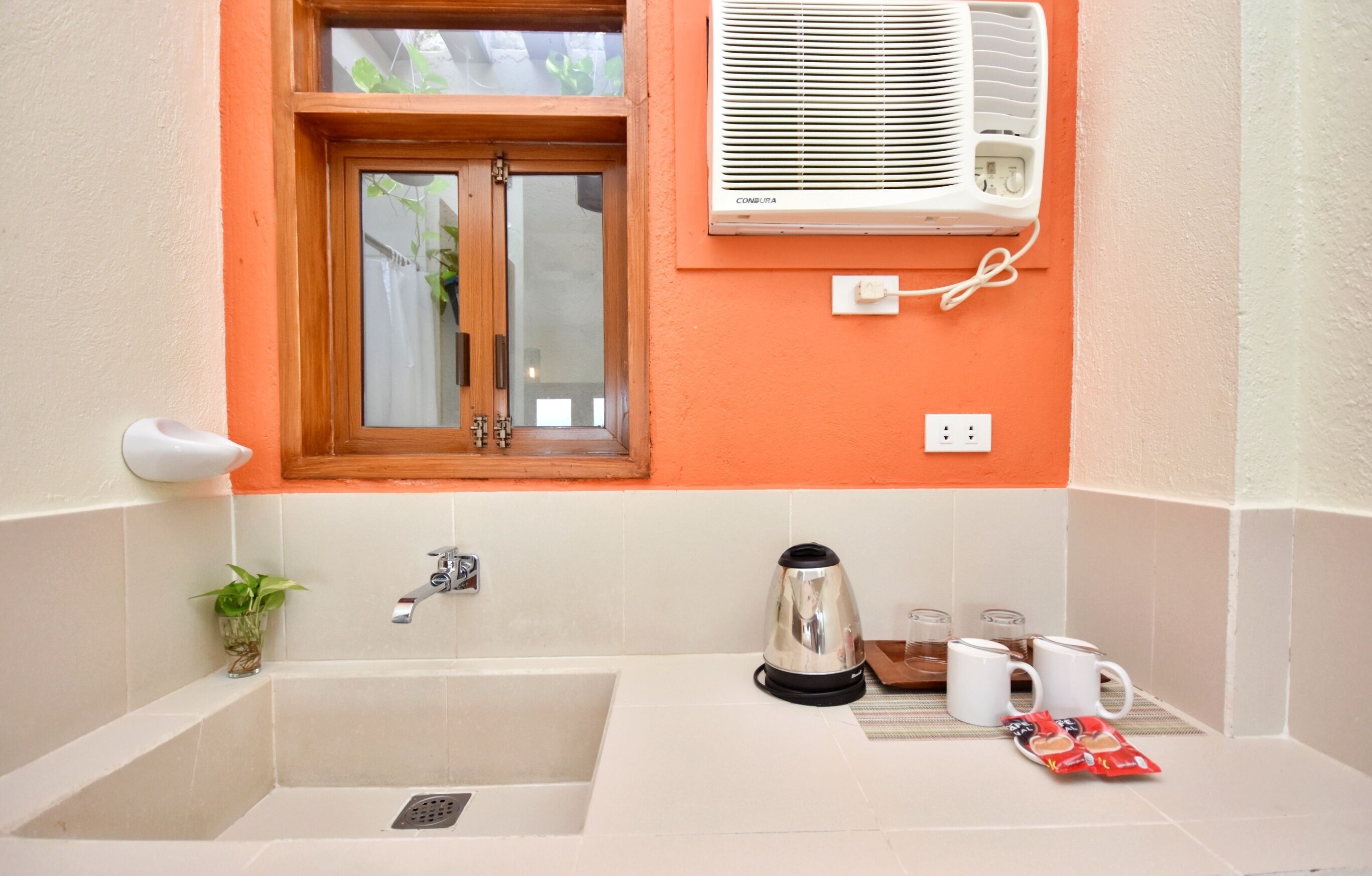 deluxe room | 1 bedroom, in-room safe, free wifi, bed sheets