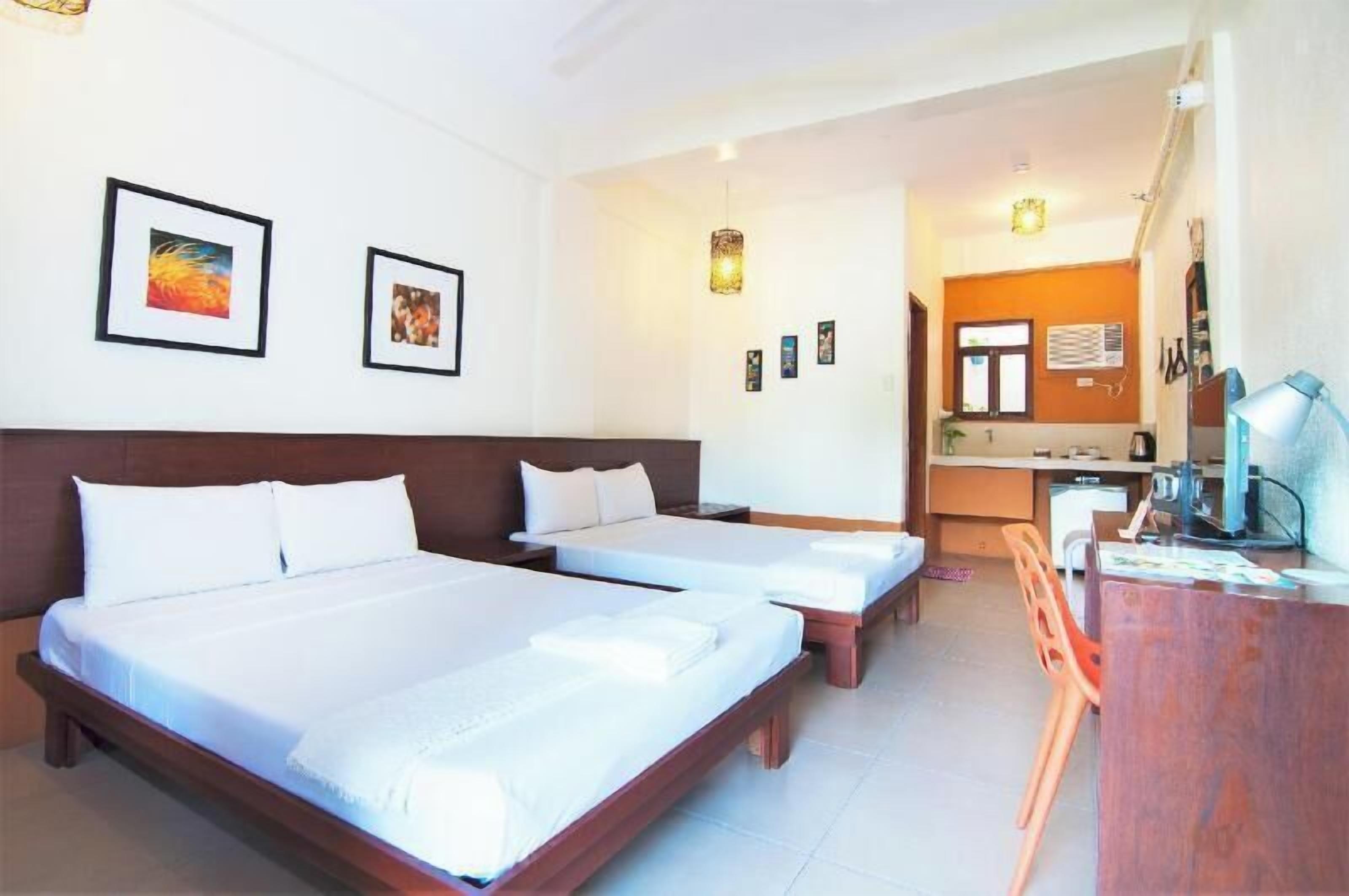 Peti besi dalam bilik, Wi-fi percuma, cadar katil 