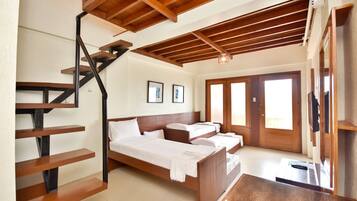 Habitación familiar (Stair Access only) | Caja de seguridad en la habitación, wifi gratis y ropa de cama