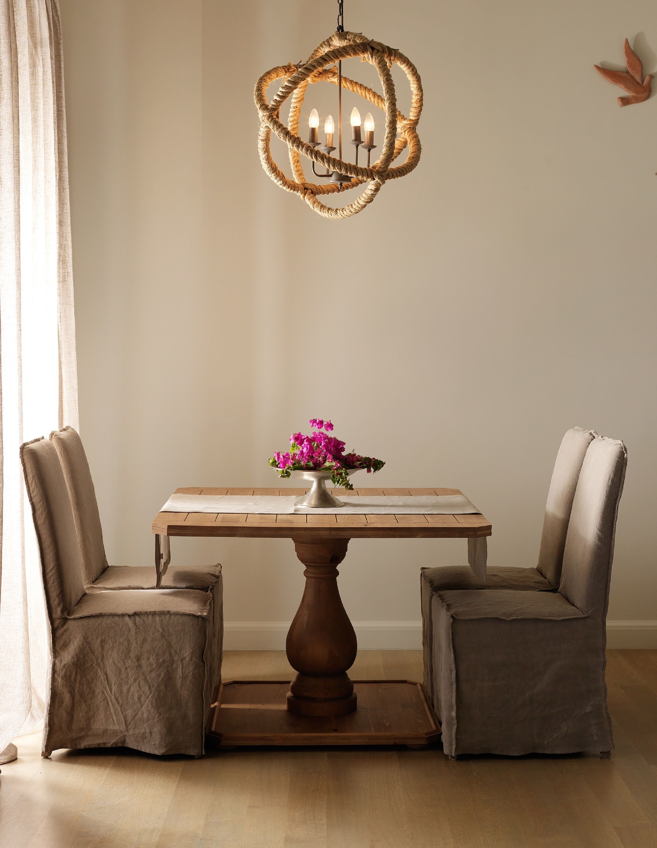 premium bedding, pillow-top beds, free minibar items, in-room safe