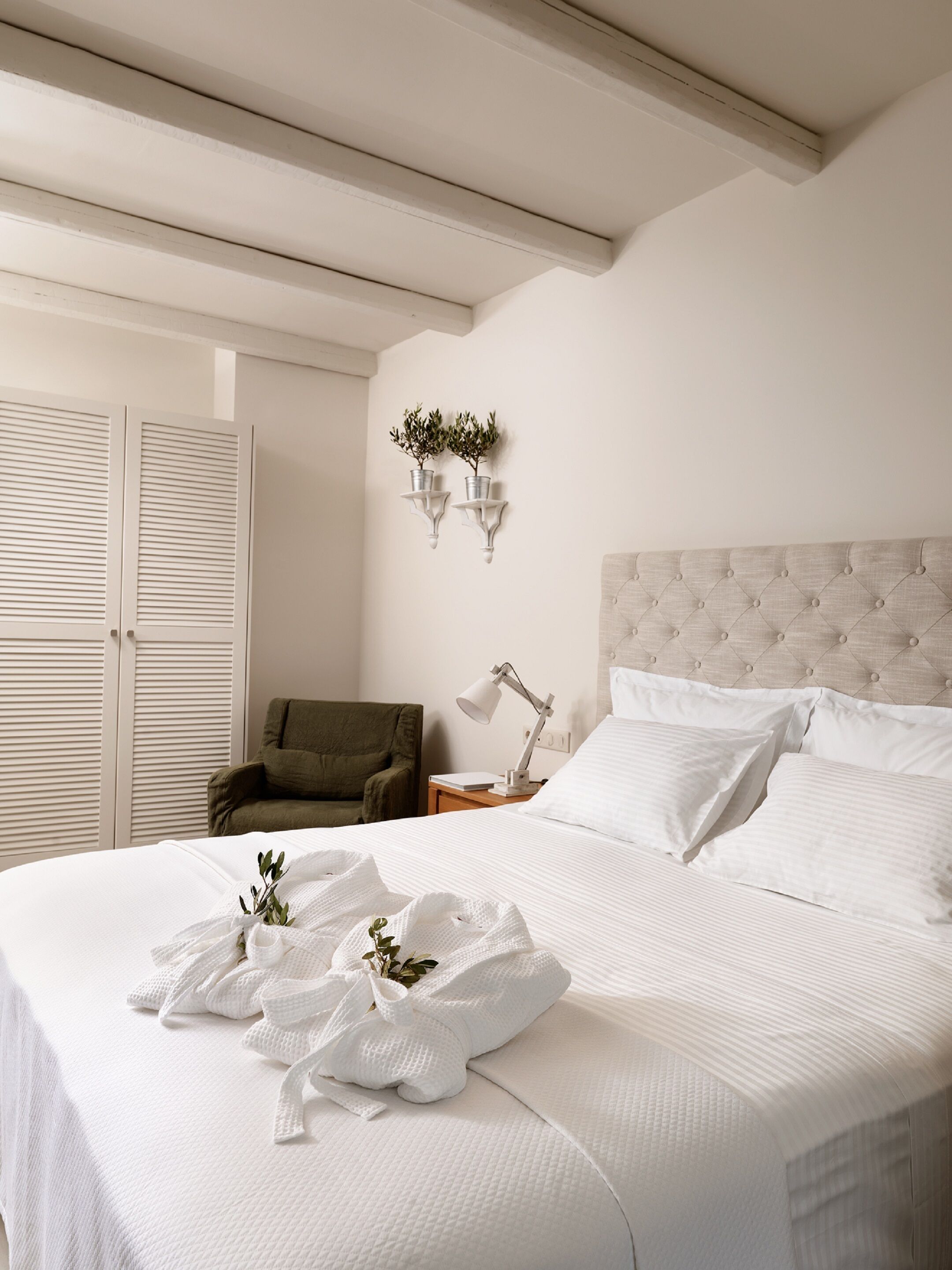 suite, private pool | premium bedding, pillow-top beds, free minibar items, in-room safe