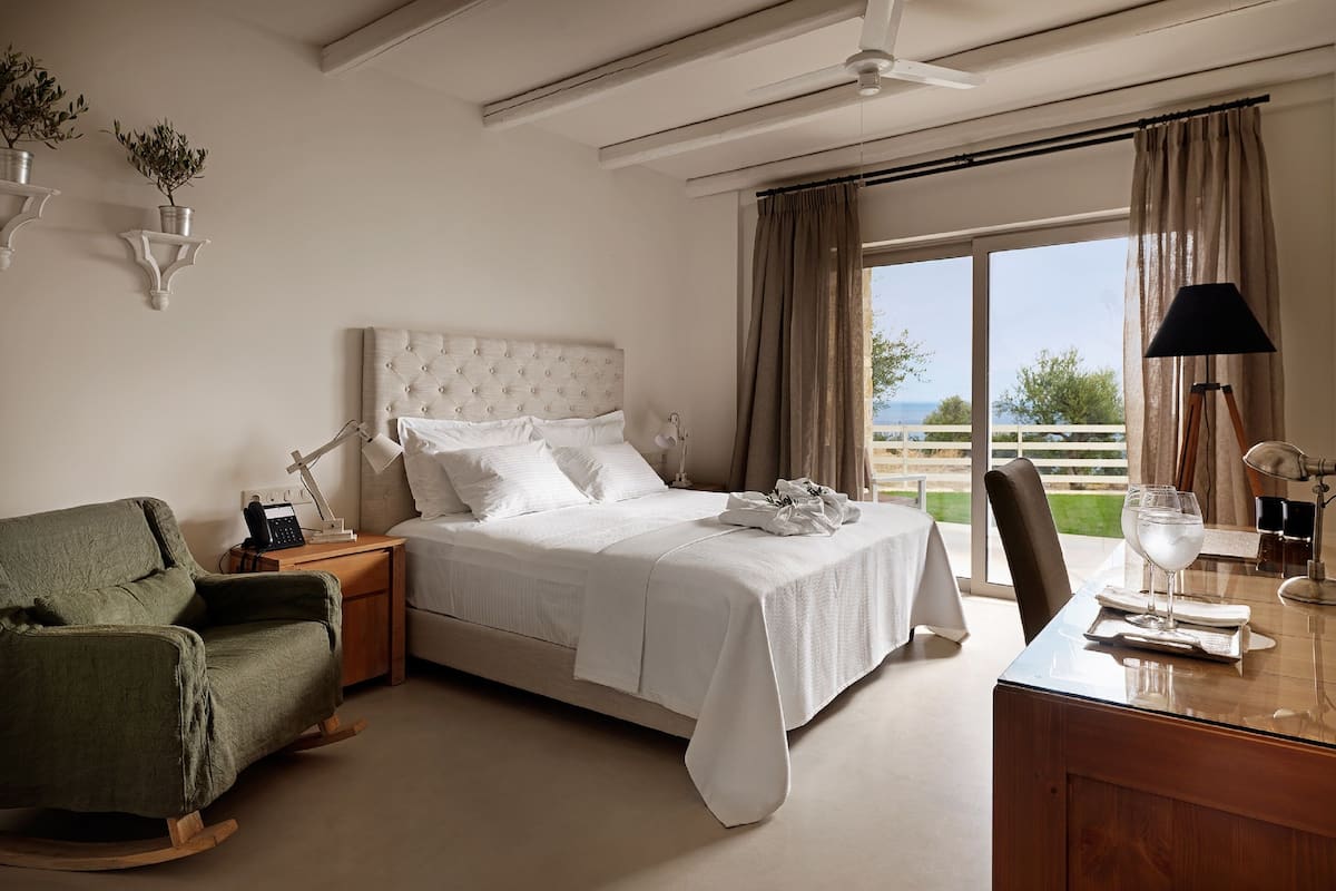 Chambre Double Exécutive, vue mer | Literie de qualité supérieure, surmatelas