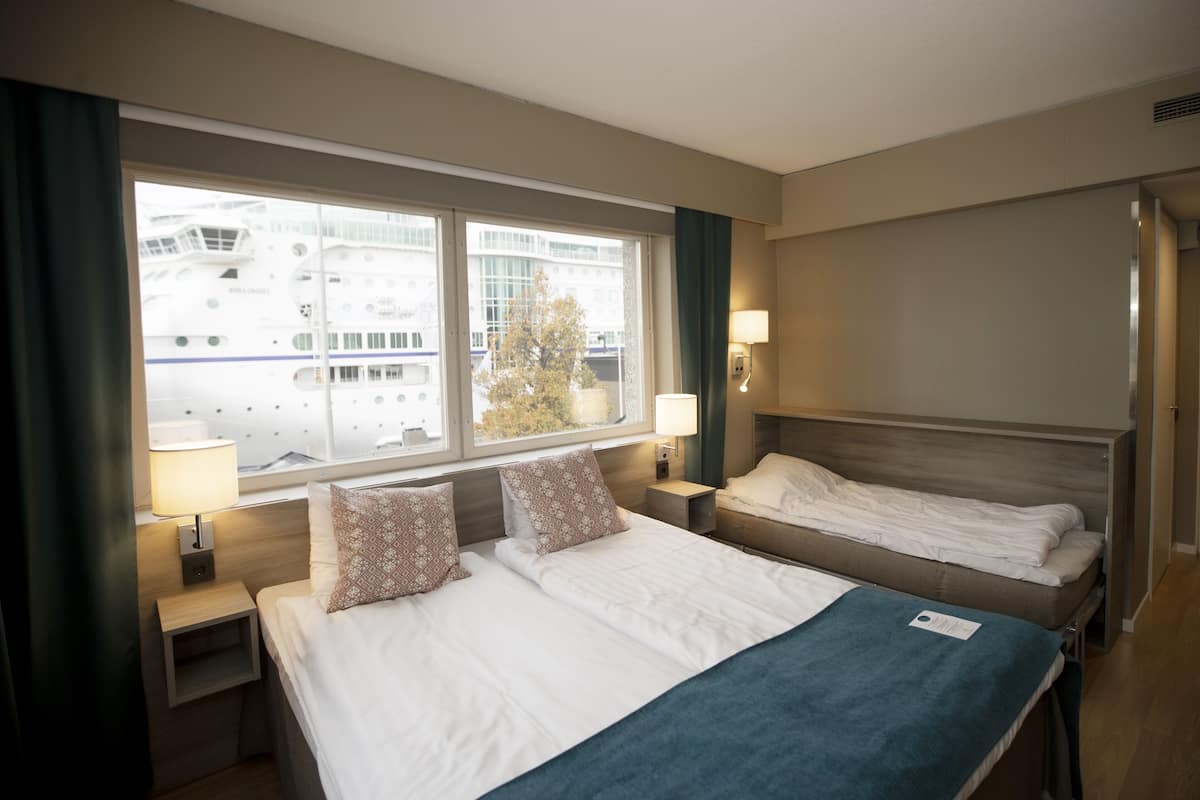 Superior Double Room | Desk, blackout drapes, free cribs/infant beds, free WiFi