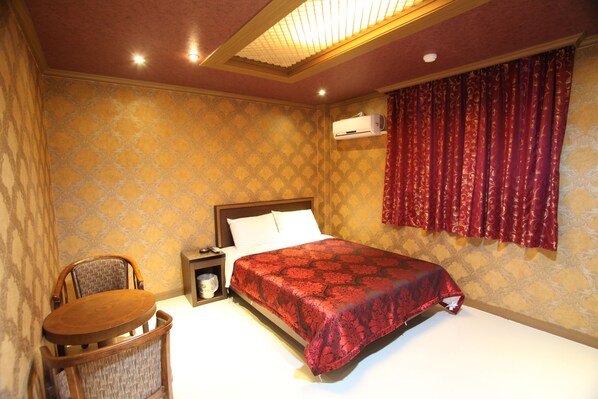 Deluxe Double Room | Rollaway beds, free WiFi