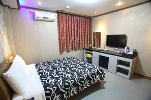 Superior Double Room | Rollaway beds, free WiFi - Morice Hotel (Gwangyang)