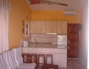 Apartment, 2 Bedrooms | Living area - Bungalows Parque Cristina (San Bartolome de Tirajana)