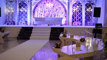 Banquet hall