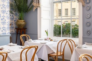 Food court - Edgar Townhouse (Bath)