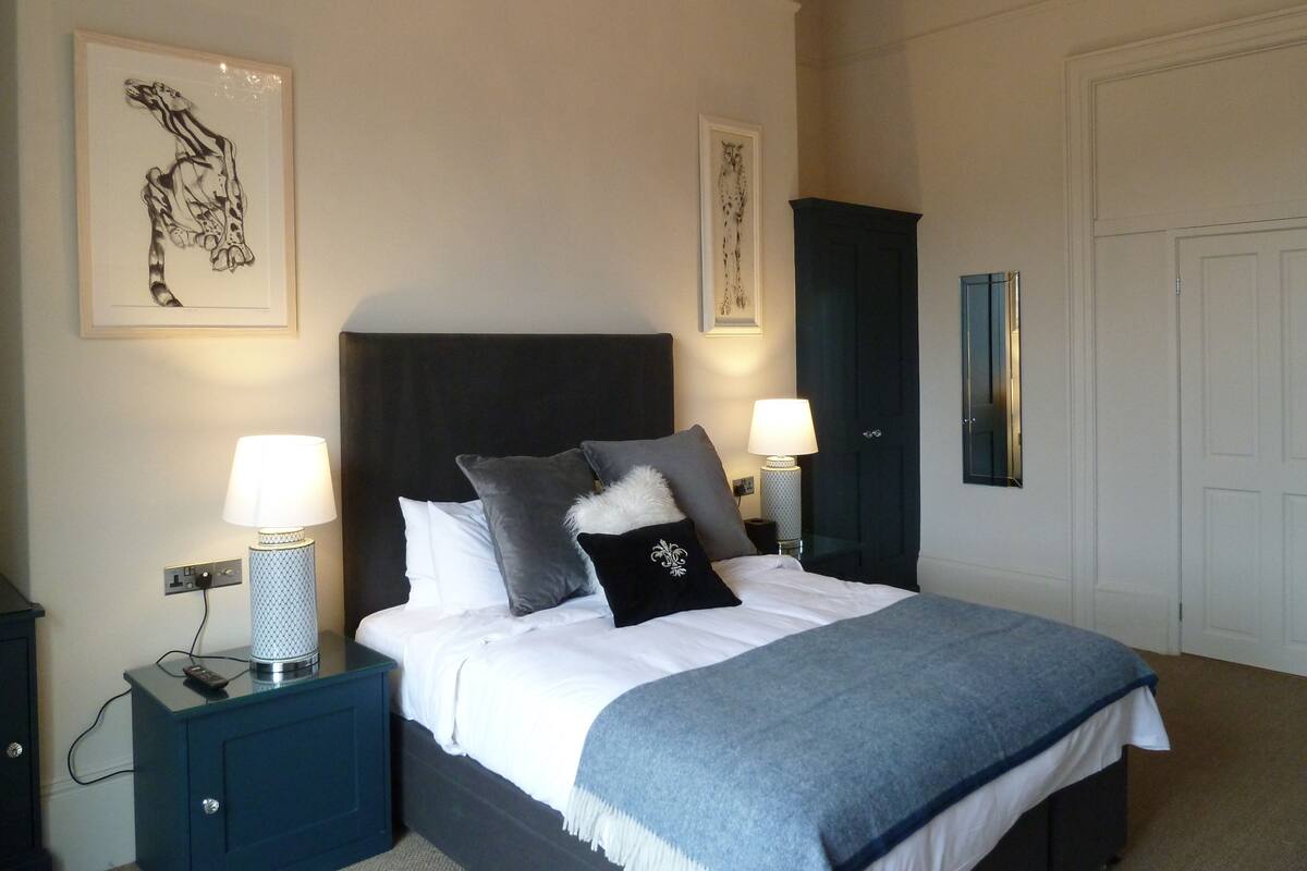Habitación cuádruple | Wifi gratis y ropa de cama