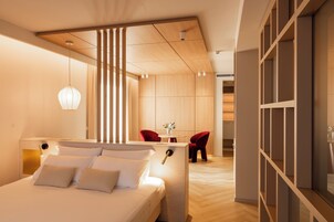 SOULFUL Suite, Front Sea View | Hochwertige Bettwaren, Daunenbettdecken, Zimmersafe, Schreibtisch