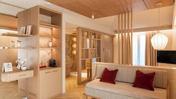 SOULFUL Suite, Front Sea View | Hochwertige Bettwaren, Daunenbettdecken, Zimmersafe, Schreibtisch