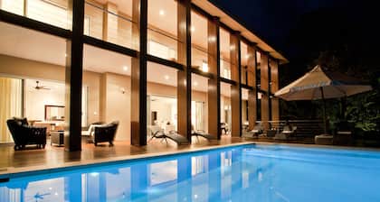 Luxury Seaside Homes