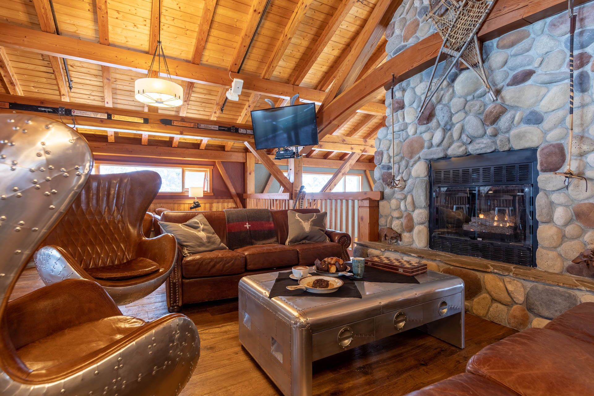 TV connectée de 42 pouces avec chaînes numériques, télévision, Netflix