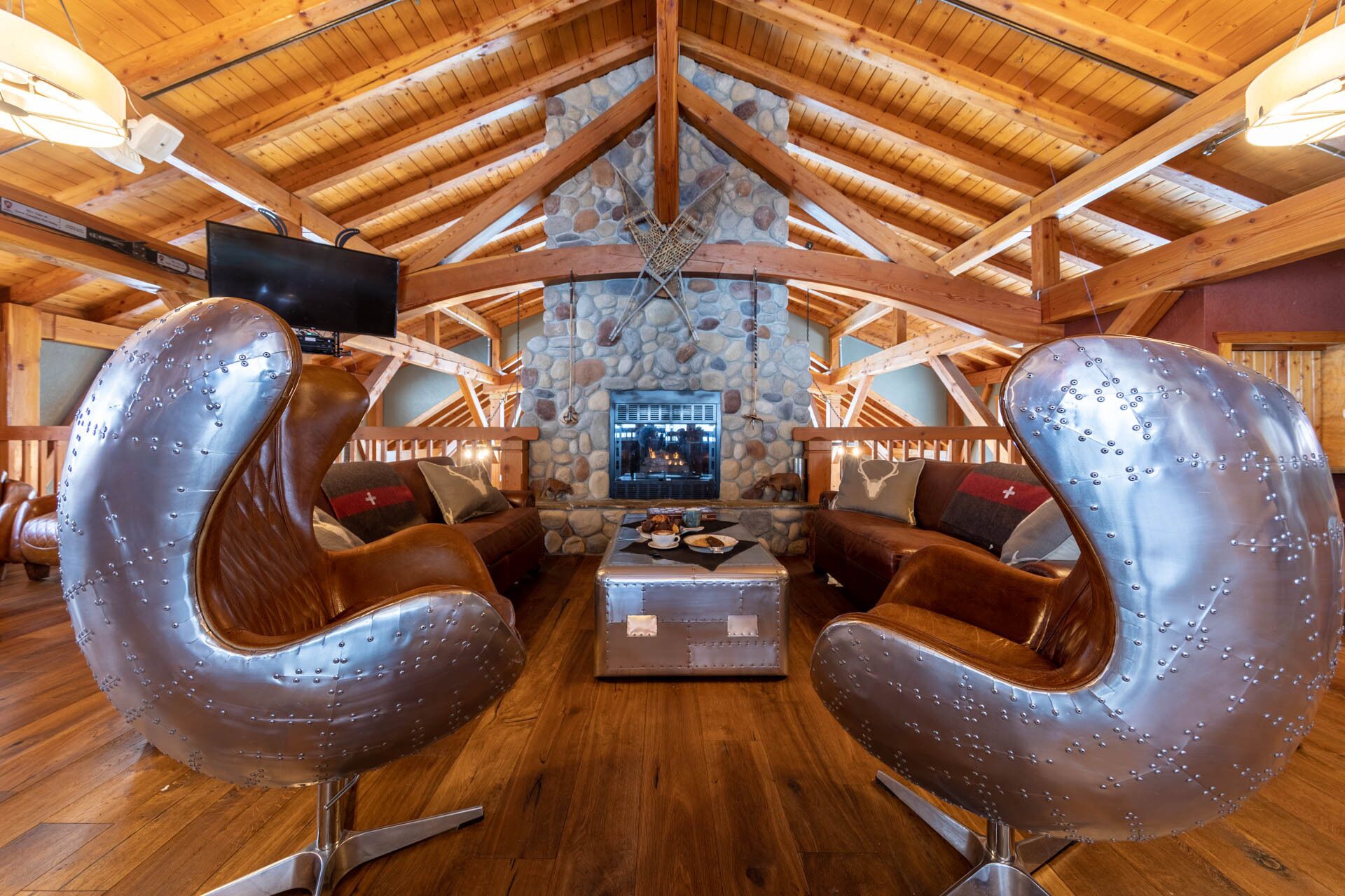 TV connectée de 42 pouces avec chaînes numériques, télévision, Netflix