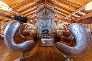 Smart TV 42-inch có truyền hình kỹ thuật số, TV, Netflix 