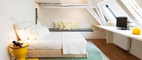 Dúplex (Suite) | Sábanas de algodón egipcio, ropa de cama de alta calidad, caja fuerte