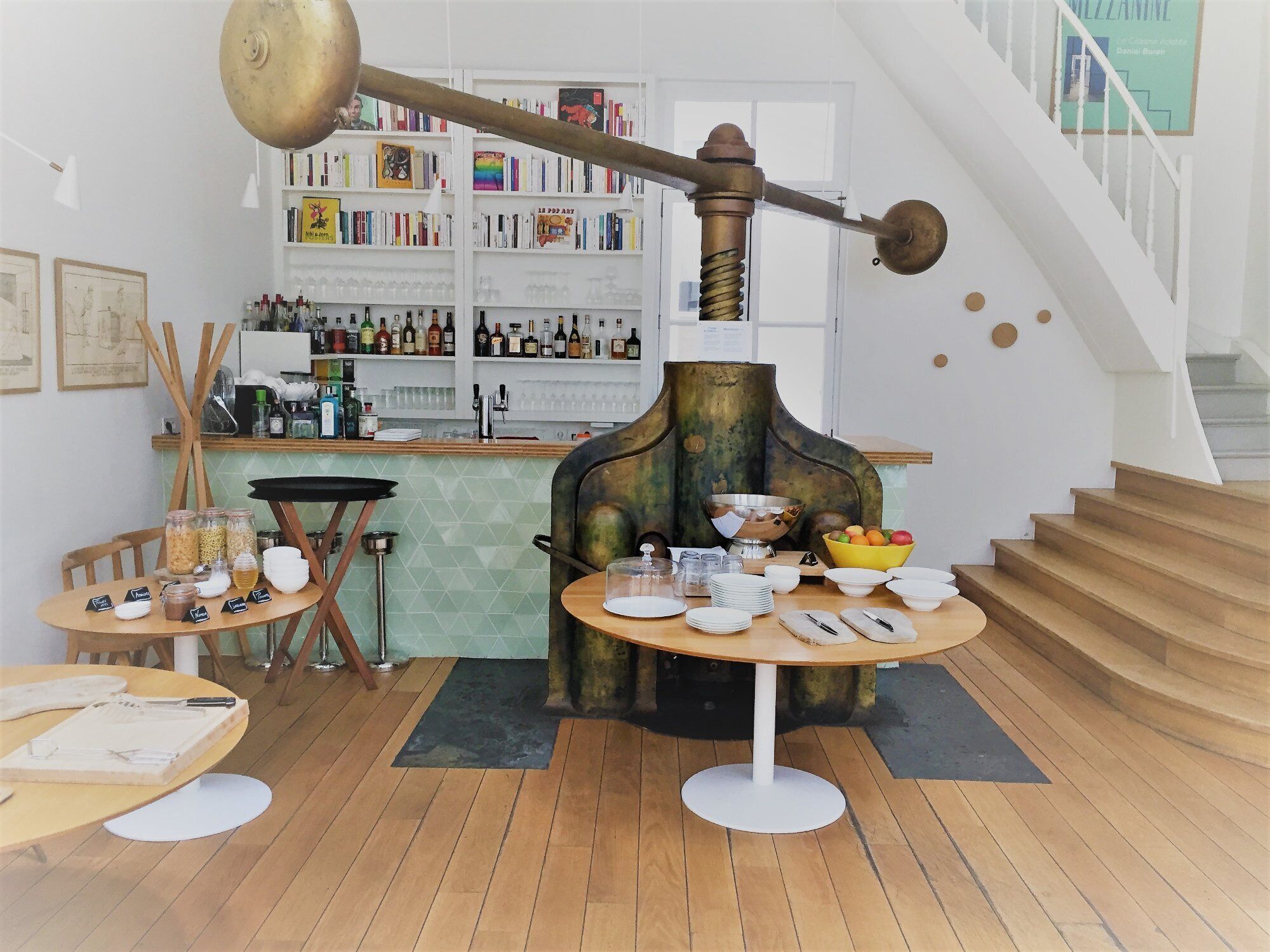 Tägliches Frühstücksbuffet (18 EUR pro Person)