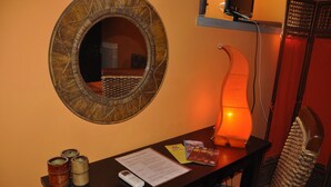 Standard Room | Iron/ironing board (on request), rollaway beds (surcharge), WiFi (free) - Shiva Bed and Breakfast (Rome)