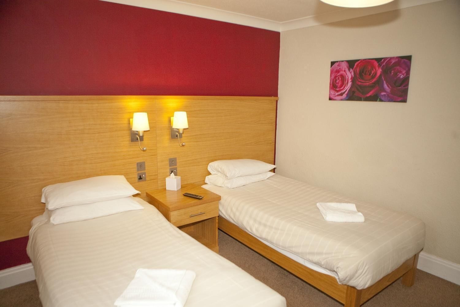 free wifi, bed sheets