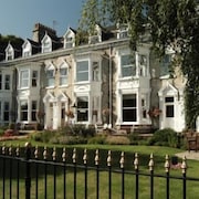 Wheatlands Lodge Hotel