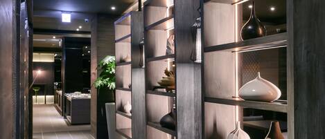 Frokostbuffé hver dag (TWD 200 per person)