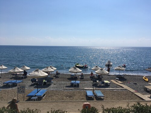 Kotzias Hotel Apartments