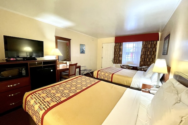 Desk, iron/ironing board, free WiFi, bed sheets