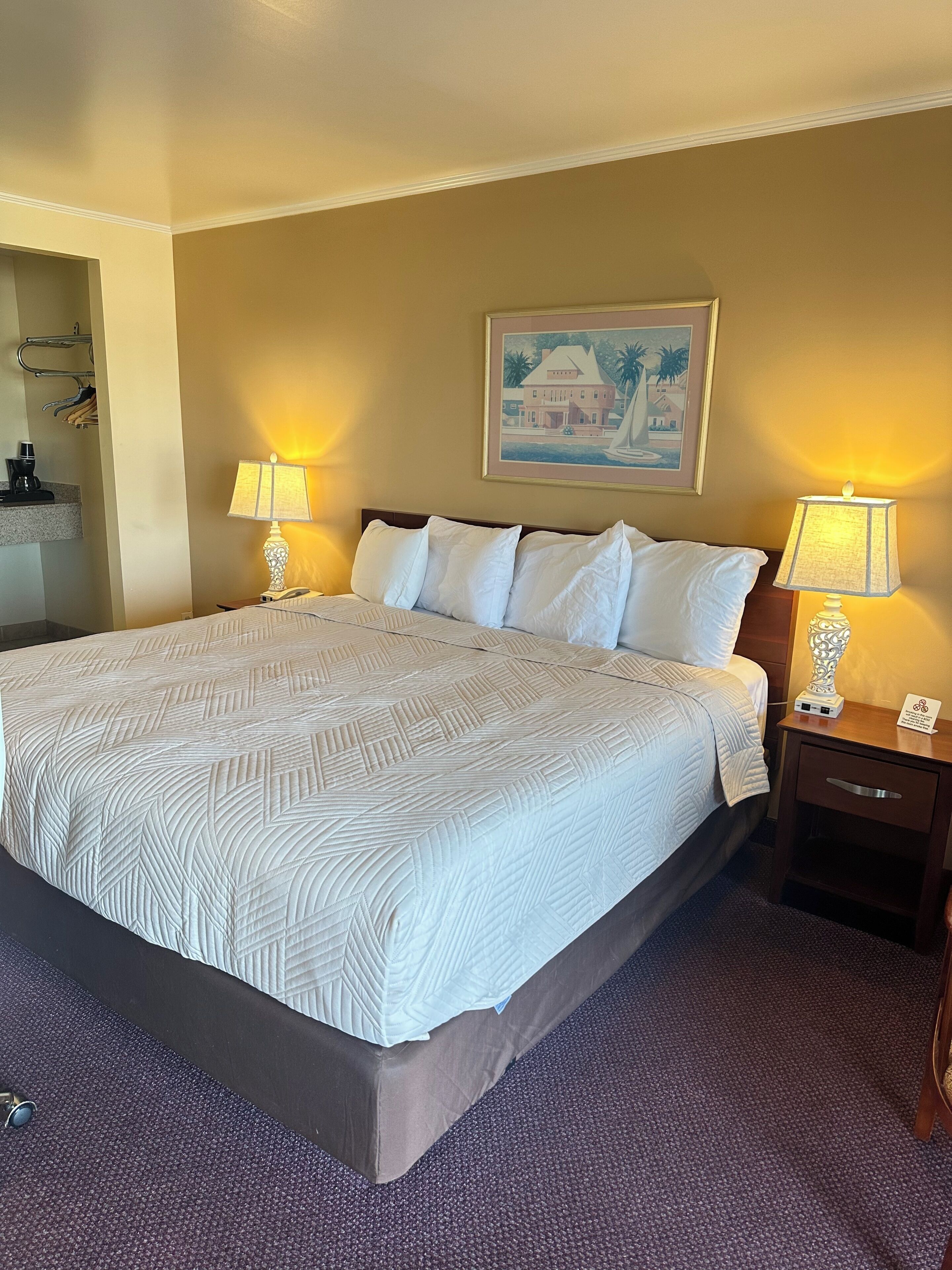 Desk, iron/ironing board, free WiFi, bed sheets