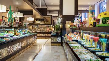 4 restaurants, breakfast, lunch, dinner served; international cuisine