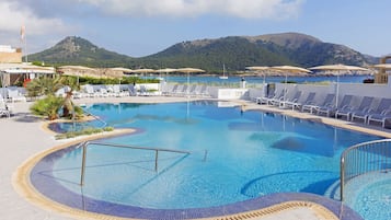 Outdoor pool, open 9:00 AM to 8:00 PM, pool umbrellas, sun loungers