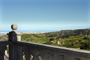 View from property - Hotel Melva Suite (Firgas)