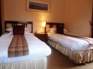 Classic Room | Egyptian cotton sheets, in-room safe, iron/ironing board, free WiFi